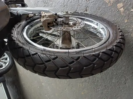 YAMAHA XTZ 250 LANDER, Foto 7