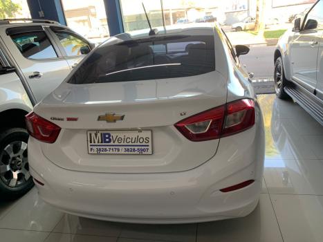 CHEVROLET Cruze Hatch 1.4 16V 4P LT TURBO FLEX AUTOMTICO, Foto 2