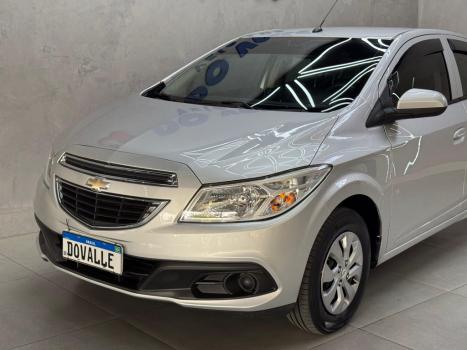 CHEVROLET Onix Hatch 1.0 4P FLEX LT, Foto 2