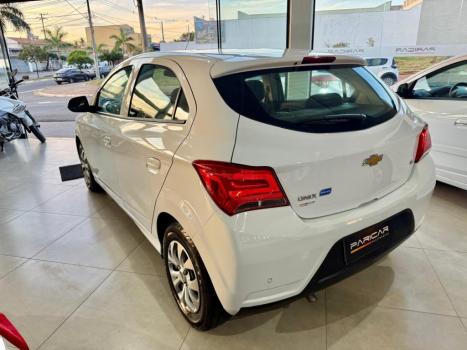CHEVROLET Onix Hatch 1.0 4P FLEX LT, Foto 6