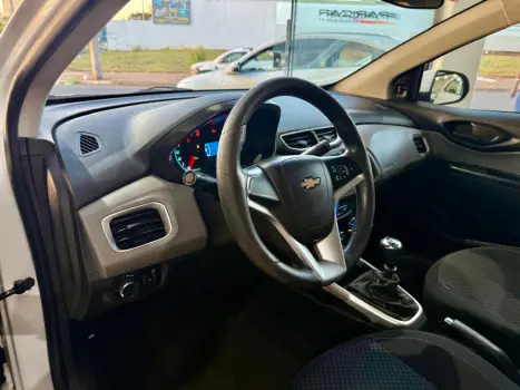 CHEVROLET Onix Hatch 1.0 4P FLEX LT, Foto 8