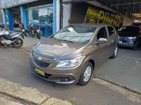 CHEVROLET Onix Hatch 1.0 4P FLEX LT, Foto 2