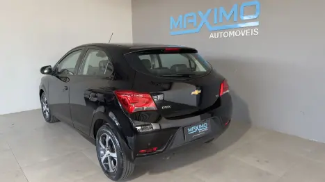 CHEVROLET Onix Hatch 1.4 4P FLEX LTZ AUTOMTICO, Foto 4