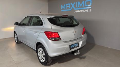 CHEVROLET Onix Hatch 1.4 4P FLEX LT, Foto 4
