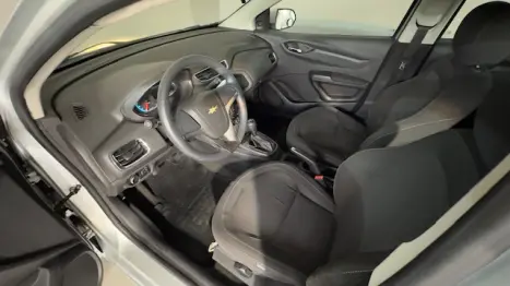 CHEVROLET Onix Hatch 1.4 4P FLEX LT, Foto 6