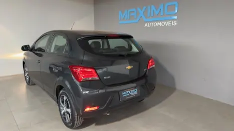 CHEVROLET Onix Hatch 1.4 4P FLEX LTZ AUTOMTICO, Foto 4