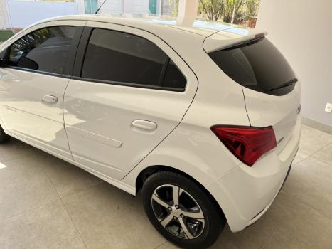 CHEVROLET Onix Hatch 1.4 4P FLEX LTZ, Foto 2