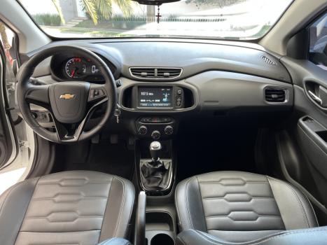 CHEVROLET Onix Hatch 1.4 4P FLEX LTZ, Foto 5