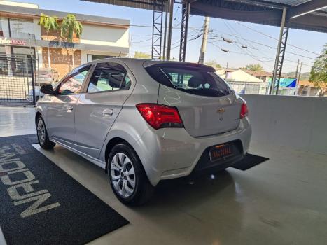 CHEVROLET Onix Hatch 1.4 4P FLEX LT, Foto 5