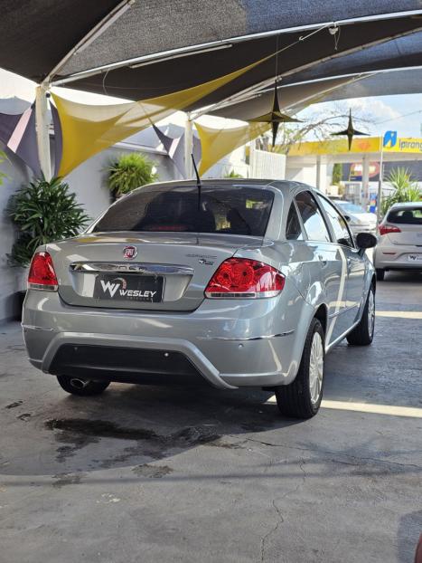 FIAT Linea 1.8 16V 4P FLEX ESSENCE DUALOGIC AUTOMATIZADO, Foto 6