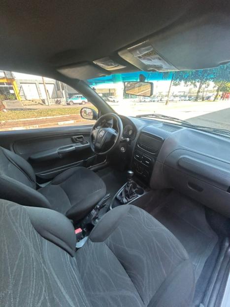 FIAT Strada 1.4 3P WORKING FLEX CABINE DUPLA, Foto 7