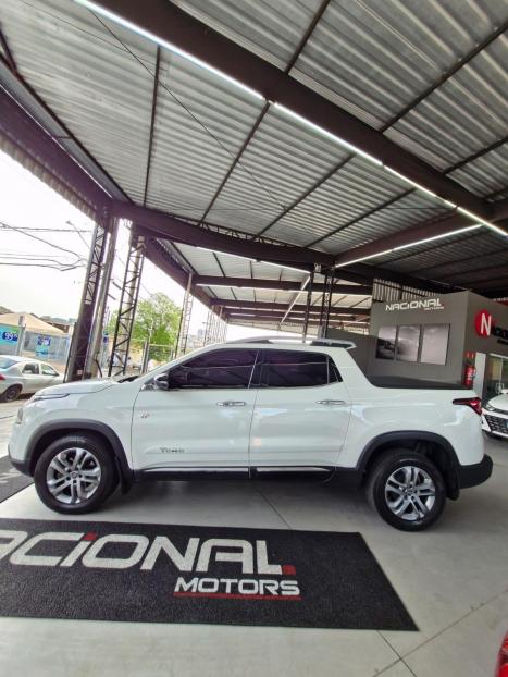 FIAT Toro 2.4 16V 4P MULTIAIR FLEX VOLCANO AUTOMTICO, Foto 4