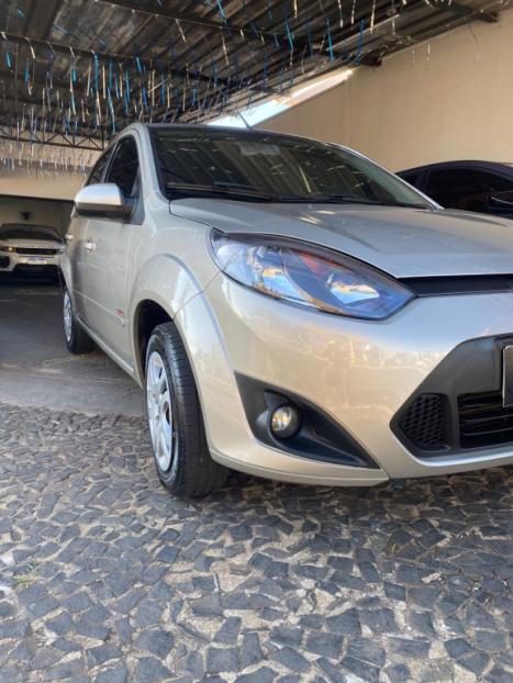 FORD Fiesta Hatch 1.6 CLASS, Foto 2