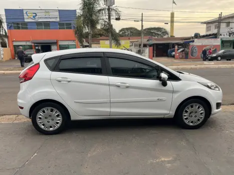 FORD Fiesta Hatch 1.6 16V 4P TITANIUM FLEX, Foto 5