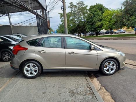 FORD Focus Hatch 1.6 16V 4P FLEX S, Foto 8