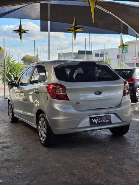FORD Ka Hatch 1.0 12V 4P TI-VCT SE PLUS FLEX, Foto 6