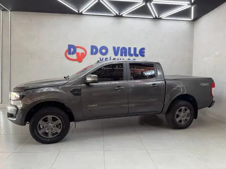 FORD Ranger 2.2 16V XLS DIESEL 4X4 CABINE DUPLA AUTOMTICO, Foto 3