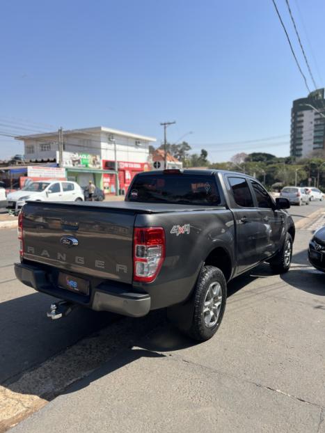 FORD Ranger 2.2 16V XLS DIESEL 4X4 CABINE DUPLA AUTOMTICO, Foto 4
