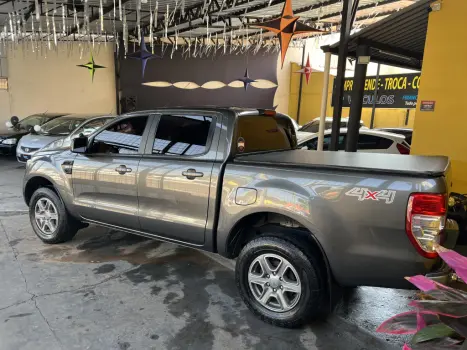 FORD Ranger 2.2 16V XLS DIESEL 4X4 CABINE DUPLA AUTOMTICO, Foto 11