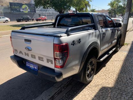 FORD Ranger 3.2 20V CABINE DUPLA 4X4 STORM TURBO DIESEL AUTOMTICO, Foto 2