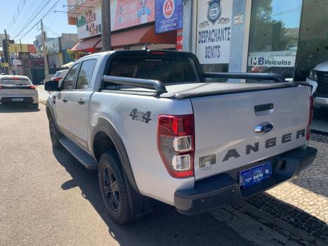FORD Ranger 3.2 20V CABINE DUPLA 4X4 STORM TURBO DIESEL AUTOMTICO, Foto 11