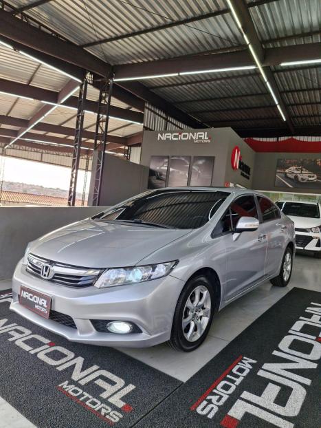 HONDA Civic 2.0 16V 4P EXR, Foto 2