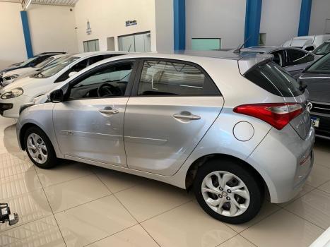 HYUNDAI HB 20 Hatch 1.6 16V 4P FLEX COMFORT PLUS AUTOMTICO, Foto 7