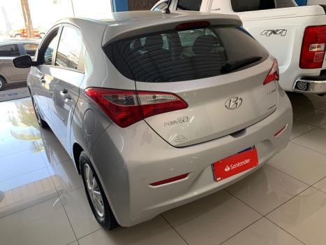 HYUNDAI HB 20 Hatch 1.6 16V 4P FLEX COMFORT PLUS AUTOMTICO, Foto 4