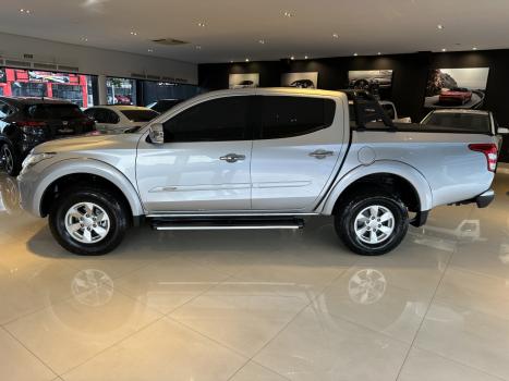 MITSUBISHI L 200 Triton 2.4 16V SPORT HPE TOP 4X4 CABINE DUPLA TURBO DIESEL AUTOMTICO, Foto 7