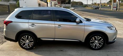 MITSUBISHI Outlander 2.0 16V 4P AUTOMTICO, Foto 4