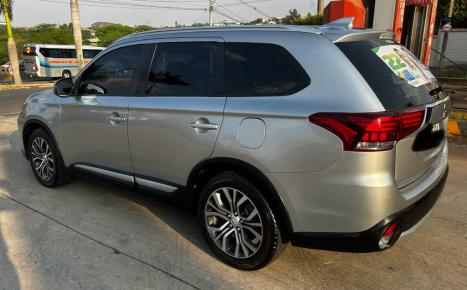 MITSUBISHI Outlander 2.0 16V 4P AUTOMTICO, Foto 5