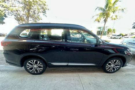MITSUBISHI Outlander 2.0 16V 4P AUTOMTICO, Foto 3