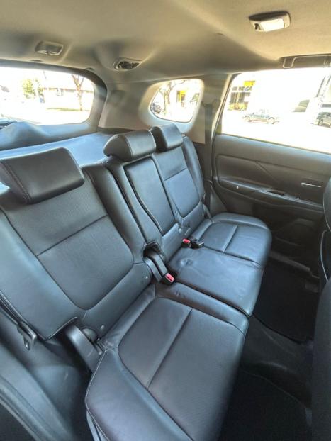 MITSUBISHI Outlander 2.0 16V 4P AUTOMTICO, Foto 6