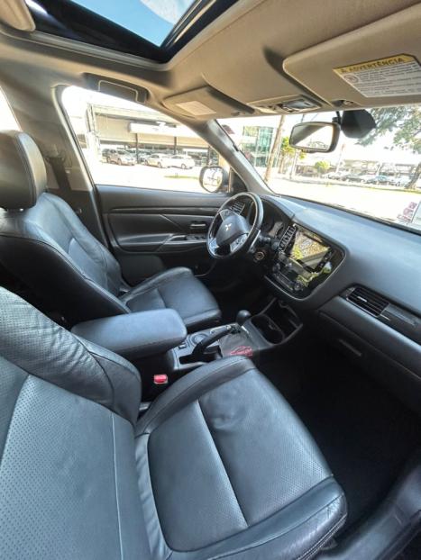 MITSUBISHI Outlander 2.0 16V 4P AUTOMTICO, Foto 7