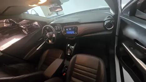 NISSAN Kicks 1.6 16V 4P FLEXSTART EXCLUSIVE XTRONIC AUTOMTICO CVT, Foto 9