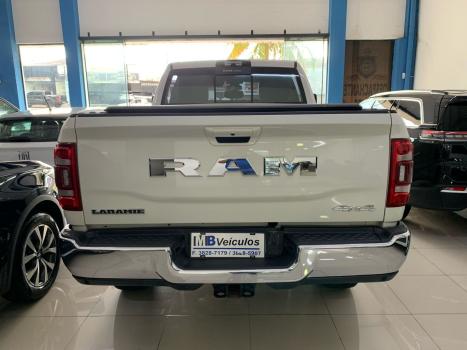 RAM 2500 6.7 I6 24V SLT CABINE DUPLA TURBO DIESEL LARAMIE 4X4 AUTOMTICO, Foto 12