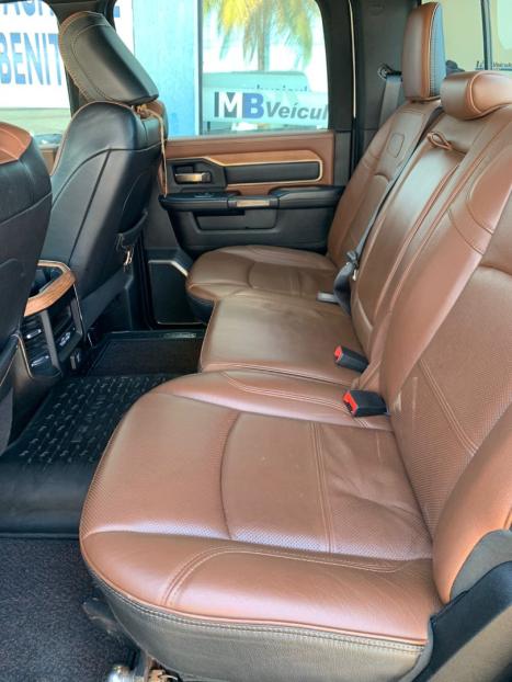 RAM 3500 6.7 I6 LIMITED LONG HORN CABINE DUPLA 4X4 TURBO DIESEL AUTOMTICO, Foto 4