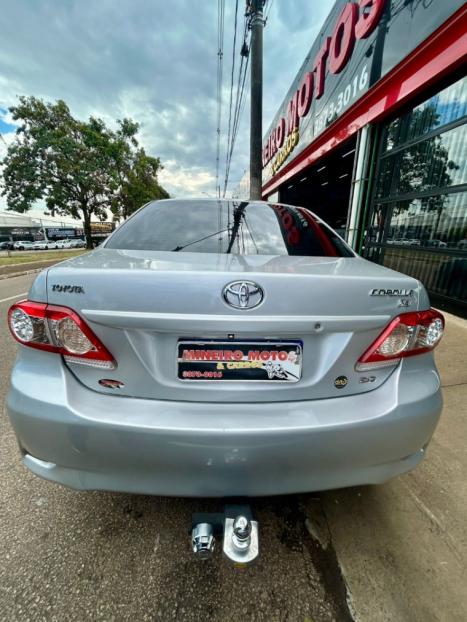 TOYOTA Corolla 2.0 16V 4P FLEX XEI DIRECT SHIFT AUTOMTICO CVT, Foto 4