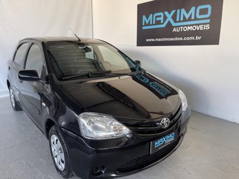 TOYOTA Etios Hatch 1.3 16V 4P FLEX XS, Foto 1