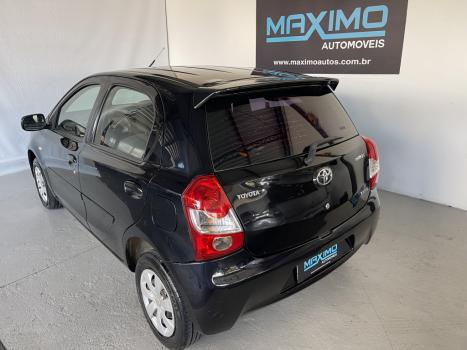 TOYOTA Etios Hatch 1.3 16V 4P FLEX XS, Foto 2