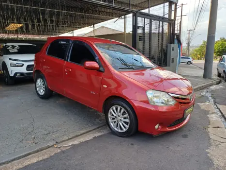 TOYOTA Etios Hatch 1.5 16V 4P FLEX XLS, Foto 3