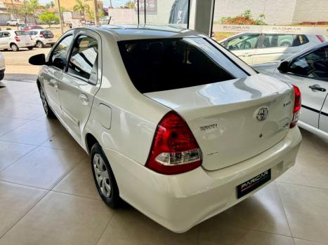 TOYOTA Etios Sedan 1.5 16V 4P FLEX XS AUTOMTICO, Foto 6