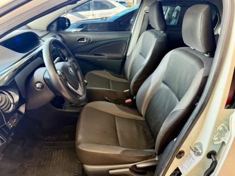 TOYOTA Etios Sedan 1.5 16V 4P FLEX X PLUS, Foto 8
