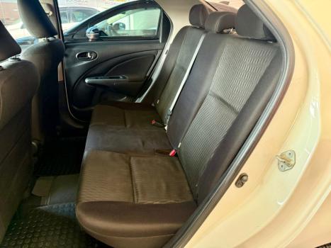 TOYOTA Etios Sedan 1.5 16V 4P FLEX X PLUS, Foto 9