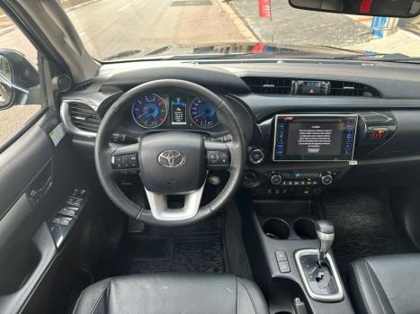 TOYOTA Hilux Caminhonete 2.8 16V 4P SRX DIESEL CABINE DUPLA, Foto 9