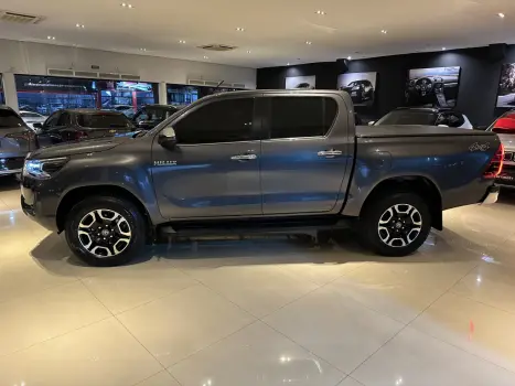 TOYOTA Hilux Caminhonete 2.8 16V 4P SRX DIESEL CABINE DUPLA, Foto 4