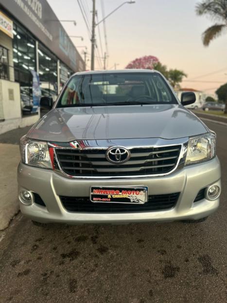 TOYOTA Hilux Caminhonete 2.7 16V 4P SR FLEX CABINE DUPLA AUTOMTICO, Foto 2
