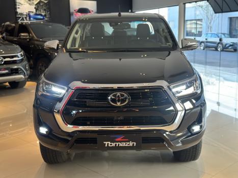 TOYOTA Hilux Caminhonete 2.8 16V SRX 4X4 TURBO DIESEL CABINE DUPLA AUTOMTICO, Foto 2
