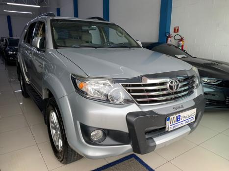 TOYOTA Hilux SW4 2.7 16V 4P SR AUTOMTICO, Foto 1