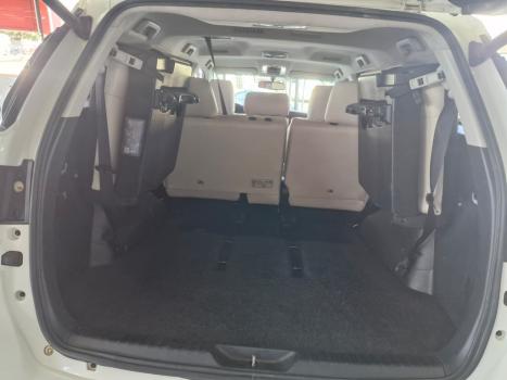 TOYOTA Hilux SW4 2.8 4P SRX 4X4 DIAMOND 7 LUGARES TURBO DIESEL AUTOMTICO, Foto 12